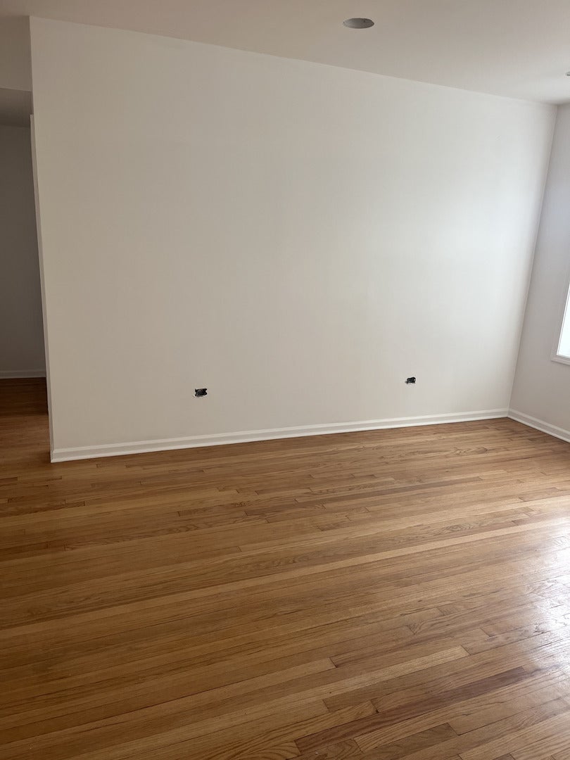 2414 W 70th Street 2