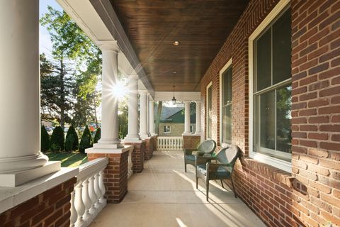 Tiny photo for 326 E Central Road, Arlington Heights, IL 60005 (MLS # 12620907)