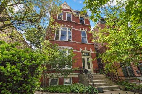 2017 W Evergreen Avenue 102 Chicago IL 60622
