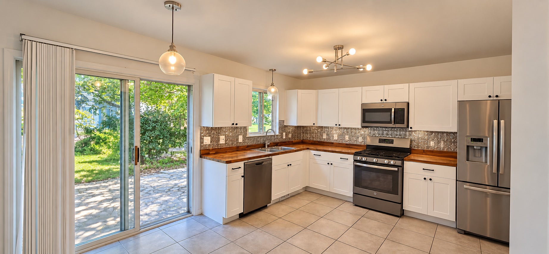5511 Chantilly Circle