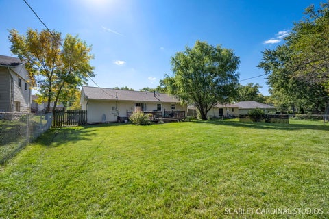Tiny photo for 712 Larsen Avenue, Streamwood, IL 60107 (MLS # 12778960)