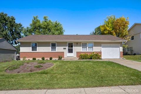 Photo of 712 Larsen Avenue, Streamwood, IL 60107 (MLS # 12778960)