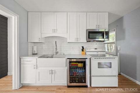 Tiny photo for 712 Larsen Avenue, Streamwood, IL 60107 (MLS # 12778960)