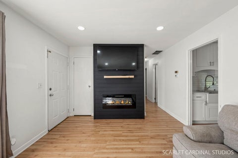 Tiny photo for 712 Larsen Avenue, Streamwood, IL 60107 (MLS # 12778960)