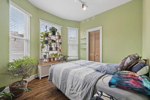 Tiny photo for 4658 N Kennicott Avenue, Chicago, IL 60630 (MLS # 12727117)