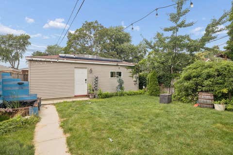 Tiny photo for 4658 N Kennicott Avenue, Chicago, IL 60630 (MLS # 12727117)