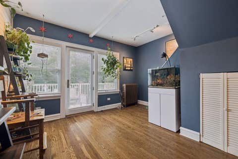 Tiny photo for 4658 N Kennicott Avenue, Chicago, IL 60630 (MLS # 12727117)