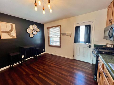 Tiny photo for 217 W 17th Avenue, Milan, IL 61264 (MLS # 100000118)