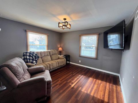 Tiny photo for 217 W 17th Avenue, Milan, IL 61264 (MLS # 100000118)