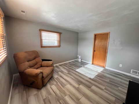 Tiny photo for 217 W 17th Avenue, Milan, IL 61264 (MLS # 100000118)