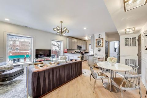 Tiny photo for 3203 W Argyle Street #2E, Chicago, IL 60625 (MLS # 12460057)