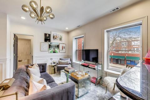 Tiny photo for 3203 W Argyle Street #2E, Chicago, IL 60625 (MLS # 12460057)