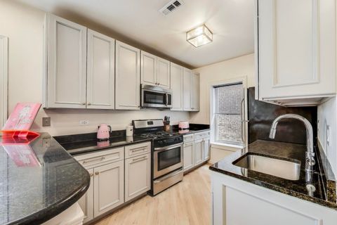 Tiny photo for 3203 W Argyle Street #2E, Chicago, IL 60625 (MLS # 12460057)