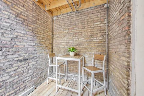 Tiny photo for 3203 W Argyle Street #2E, Chicago, IL 60625 (MLS # 12460057)