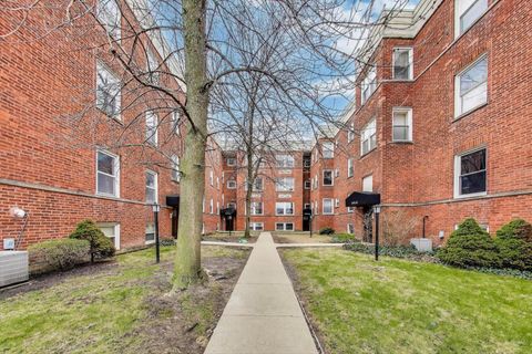 Tiny photo for 3203 W Argyle Street #2E, Chicago, IL 60625 (MLS # 12460057)