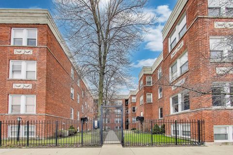 Photo of 3203 W Argyle Street #2E, Chicago, IL 60625 (MLS # 12460057)