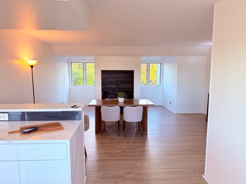 Tiny photo for 1670 N Douglas Court, Arlington Heights, IL 60004 (MLS # 12553416)