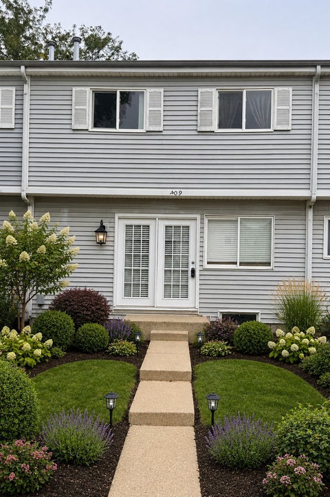 Tiny photo for 409 Providence Court, Bolingbrook, IL 60440 (MLS # 12754817)