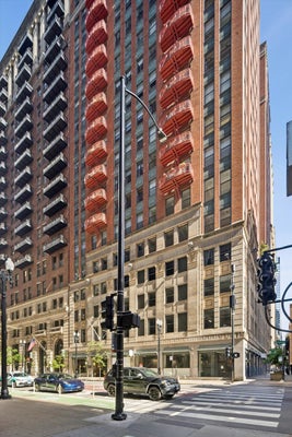 208 W WASHINGTON ST APT 1813, CHICAGO, IL 60606 - Image cafc4100a765922564571ffce3fdbd37/1622709724