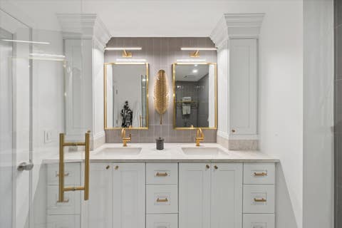 Tiny photo for 208 W Washington Street #1813, Chicago, IL 60606 (MLS # 12739737)
