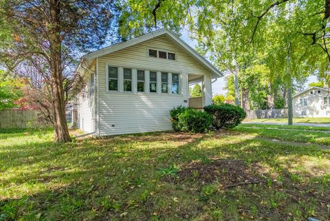 Tiny photo for 1400 S 17th Avenue, Maywood, IL 60153 (MLS # 12461245)