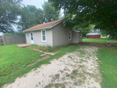 Tiny photo for 1701 English Street, Rock Falls, IL 61071 (MLS # 12482864)