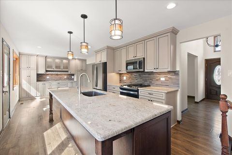 Tiny photo for 13608 Glen Eagle Court, Orland Park, IL 60462 (MLS # 12599281)