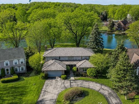 Tiny photo for 9 Buckingham Drive, Sugar Grove, IL 60554 (MLS # 12687602)