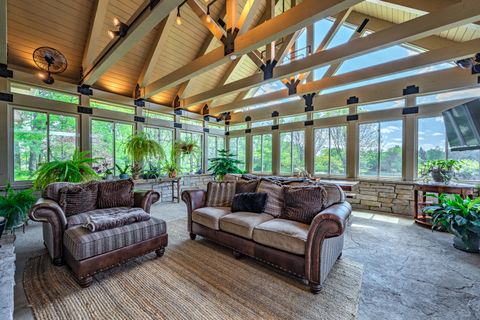 Tiny photo for 16420 S River Road, Plainfield, IL 60586 (MLS # 12646736)