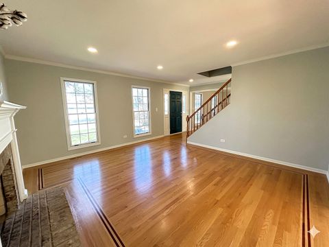 Tiny photo for 619 Lexington Square W, Gurnee, IL 60031 (MLS # 12611810)