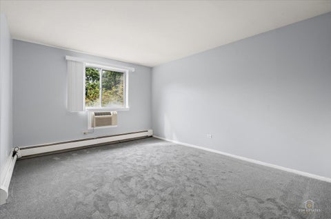 Tiny photo for 1500 Robin Circle #306, Hoffman Estates, IL 60169 (MLS # 12763456)