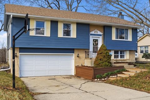 394 Northgate Road Lindenhurst IL 60046