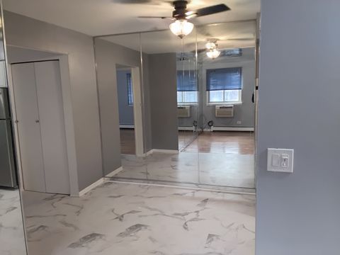 Tiny photo for 1060 W Hollywood Avenue #502, Chicago, IL 60660 (MLS # 12529224)