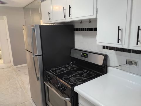 Tiny photo for 1060 W Hollywood Avenue #502, Chicago, IL 60660 (MLS # 12529224)