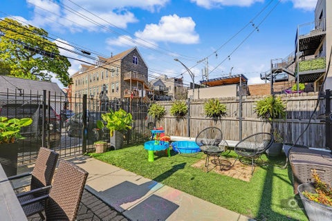 Tiny photo for 1256 N Cleaver Street #1E, Chicago, IL 60642 (MLS # 12797650)
