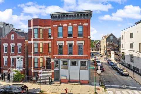 Photo of 1256 N Cleaver Street #1E, Chicago, IL 60642 (MLS # 12797650)