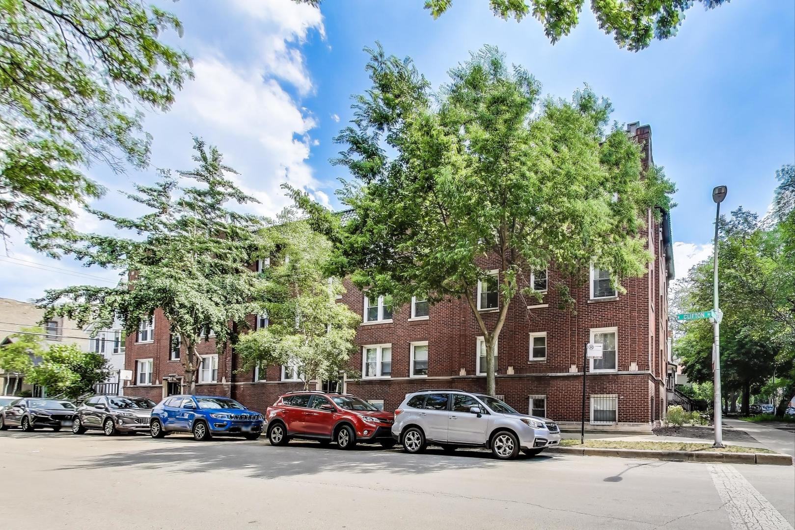 3005 N Clifton Avenue 201