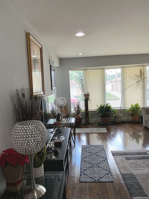 Tiny photo for 15739 Ingleside Avenue, Dolton, IL 60419 (MLS # 12430799)