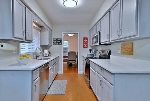 Tiny photo for 711 Cadillac Drive, Wheaton, IL 60187 (MLS # 12496819)