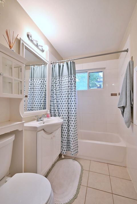 Tiny photo for 711 Cadillac Drive, Wheaton, IL 60187 (MLS # 12496819)