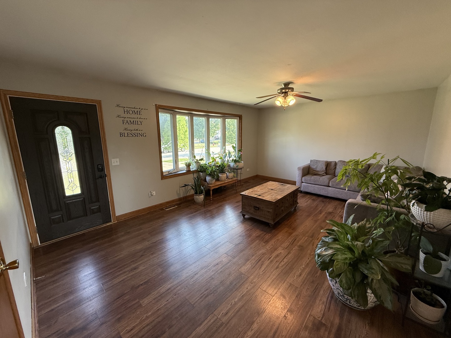 7015 RILEY Drive