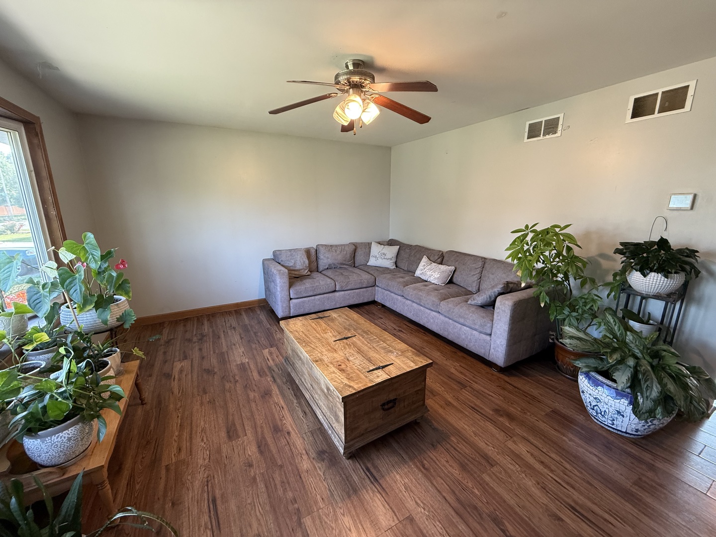 7015 RILEY Drive