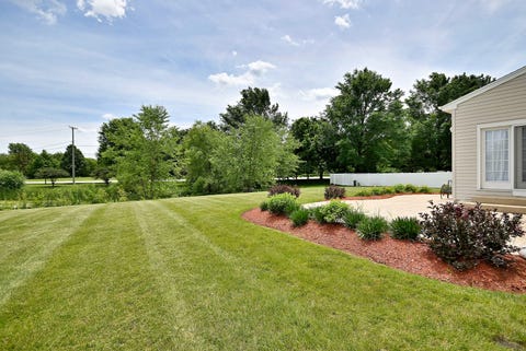 Tiny photo for 819 GLACIAL FALLS Drive, Gilberts, IL 60136 (MLS # 12679678)