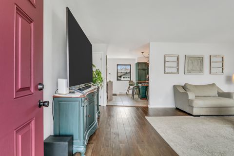 Tiny photo for 535 Thompson Avenue, Winthrop Harbor, IL 60096 (MLS # 12592965)