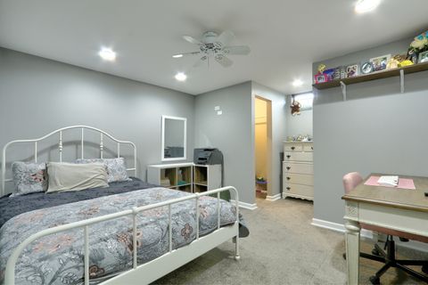 Tiny photo for 535 Thompson Avenue, Winthrop Harbor, IL 60096 (MLS # 12592965)