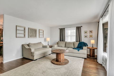 Tiny photo for 535 Thompson Avenue, Winthrop Harbor, IL 60096 (MLS # 12592965)