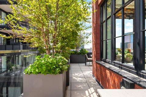 Tiny photo for 1109 W Washington Boulevard #PH8D, Chicago, IL 60607 (MLS # 12676725)
