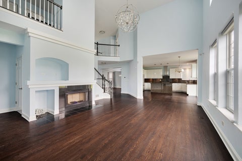 Tiny photo for 695 Easton Lane, Elk Grove Village, IL 60007 (MLS # 12723529)
