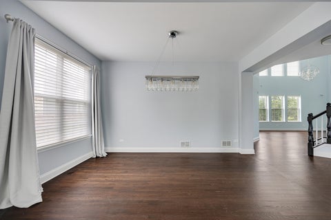 Tiny photo for 695 Easton Lane, Elk Grove Village, IL 60007 (MLS # 12723529)