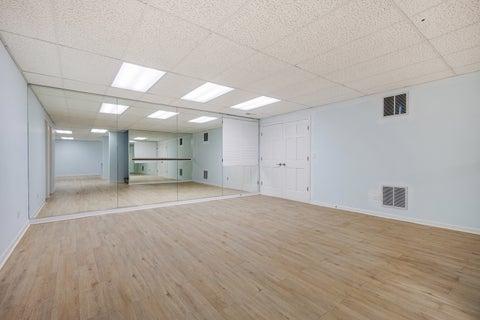 Tiny photo for 695 Easton Lane, Elk Grove Village, IL 60007 (MLS # 12723529)